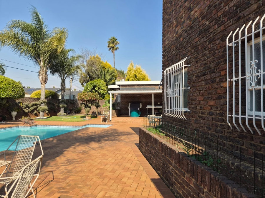 4 Bedroom Property for Sale in Edelweiss Gauteng