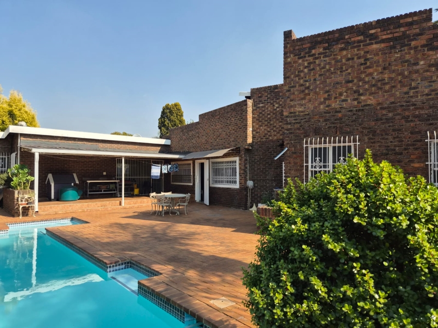 4 Bedroom Property for Sale in Edelweiss Gauteng