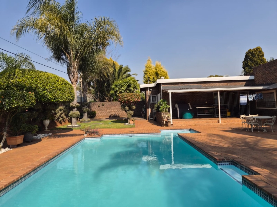 4 Bedroom Property for Sale in Edelweiss Gauteng