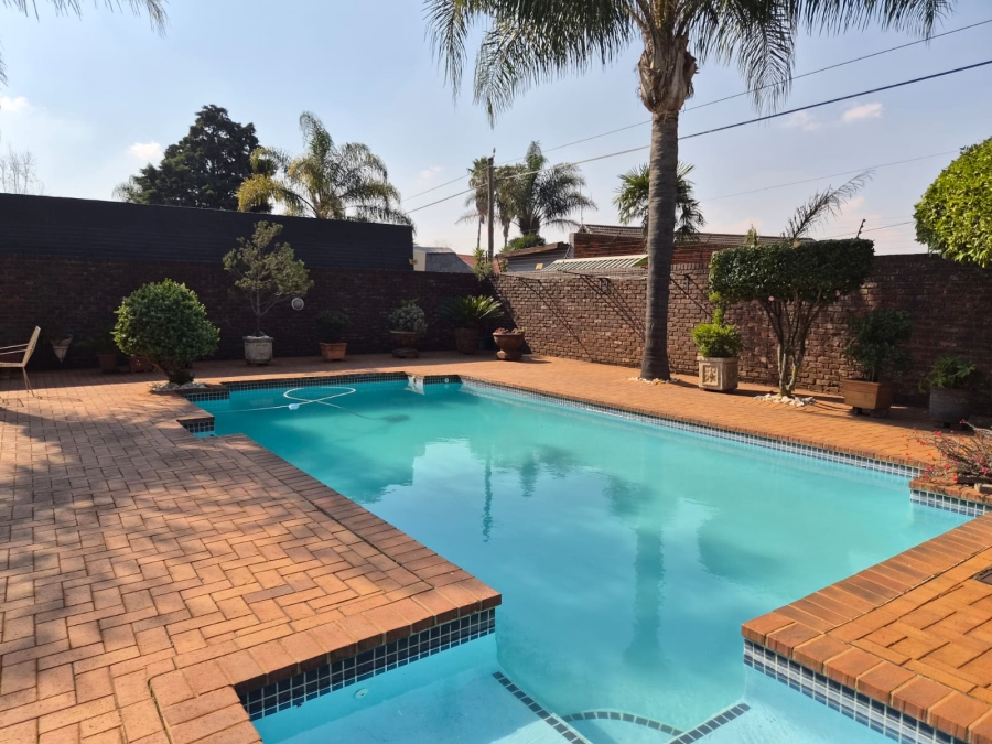 4 Bedroom Property for Sale in Edelweiss Gauteng
