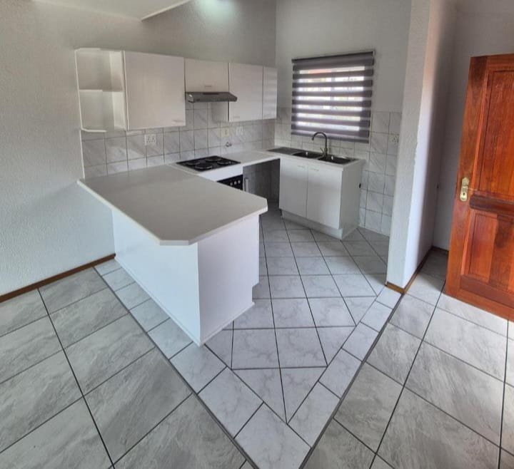 To Let 2 Bedroom Property for Rent in Paulshof Gauteng