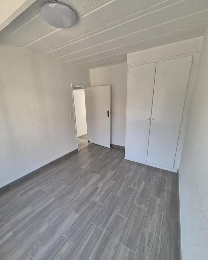 To Let 2 Bedroom Property for Rent in Paulshof Gauteng