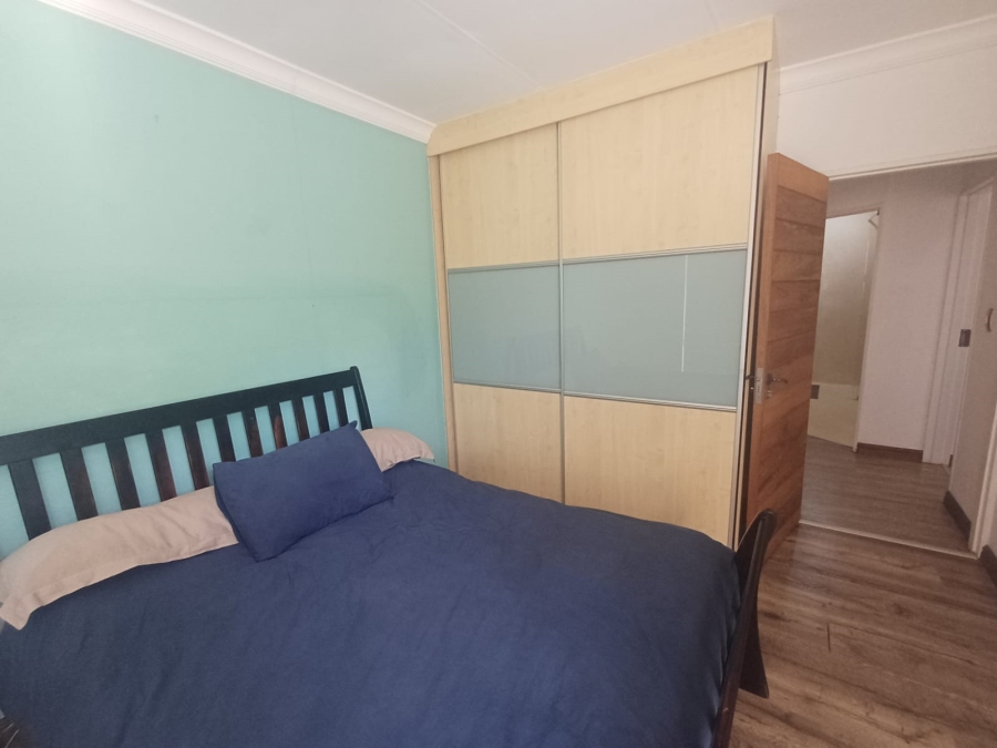 3 Bedroom Property for Sale in Glen Marais Gauteng