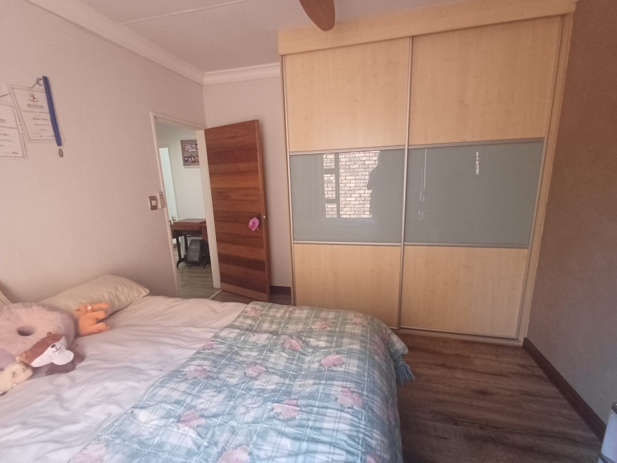 3 Bedroom Property for Sale in Glen Marais Gauteng