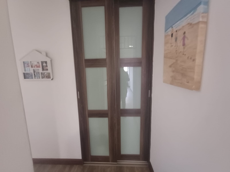 3 Bedroom Property for Sale in Glen Marais Gauteng