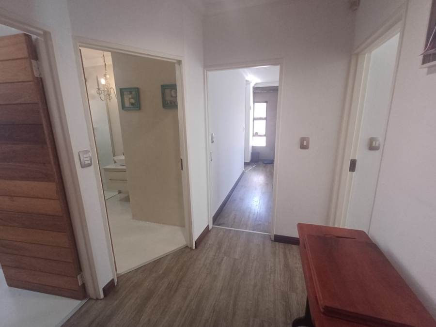 3 Bedroom Property for Sale in Glen Marais Gauteng