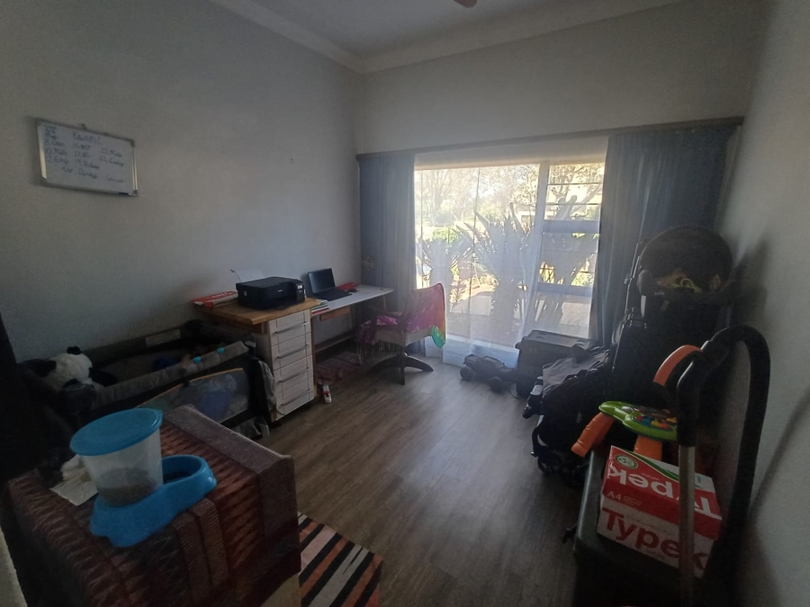 3 Bedroom Property for Sale in Glen Marais Gauteng