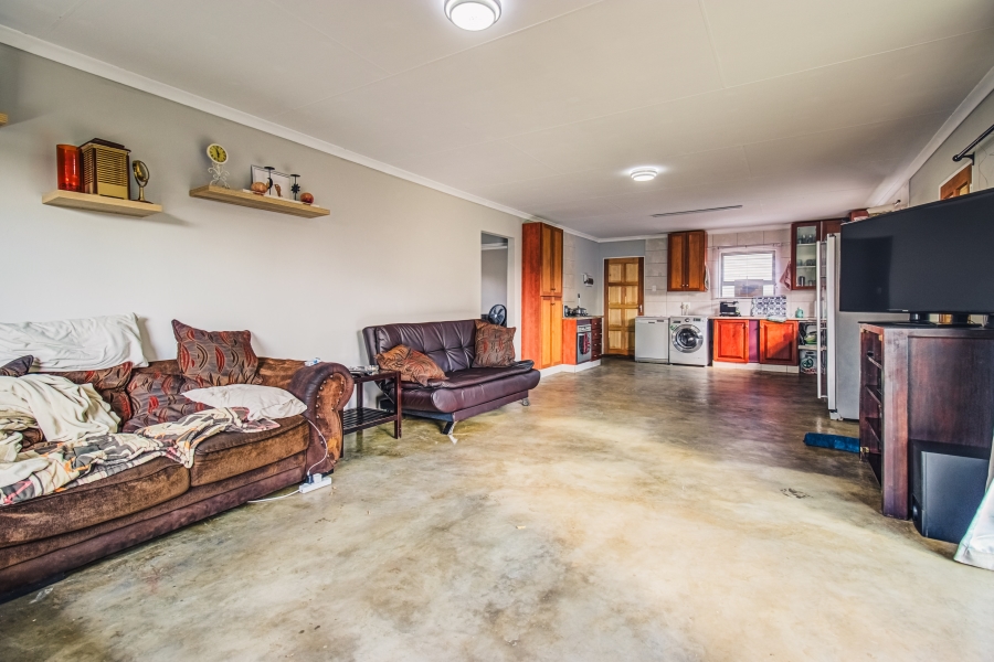 16 Bedroom Property for Sale in Zesfontein A H Gauteng