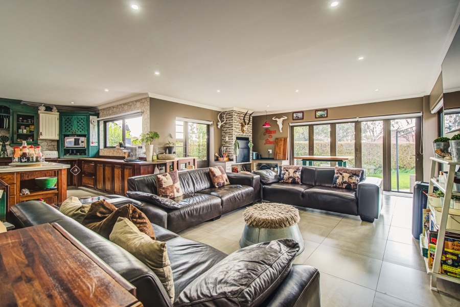 16 Bedroom Property for Sale in Zesfontein A H Gauteng