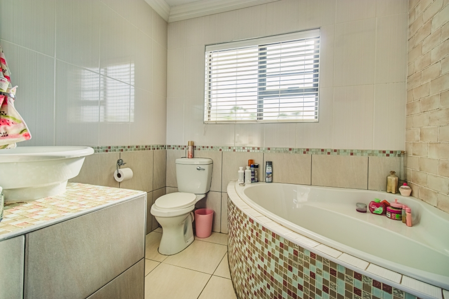 16 Bedroom Property for Sale in Zesfontein A H Gauteng
