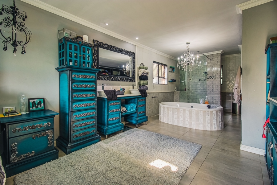 16 Bedroom Property for Sale in Zesfontein A H Gauteng