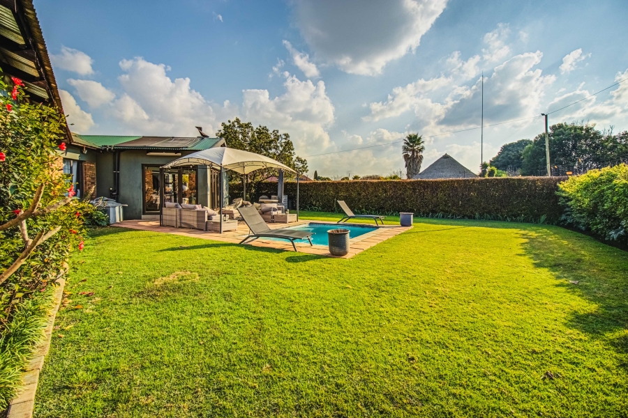 16 Bedroom Property for Sale in Zesfontein A H Gauteng