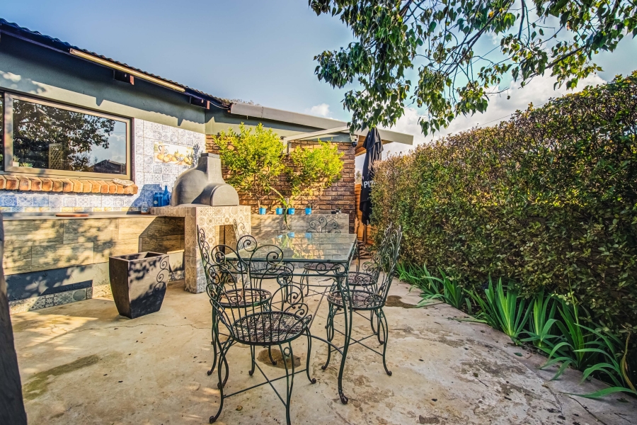 16 Bedroom Property for Sale in Zesfontein A H Gauteng