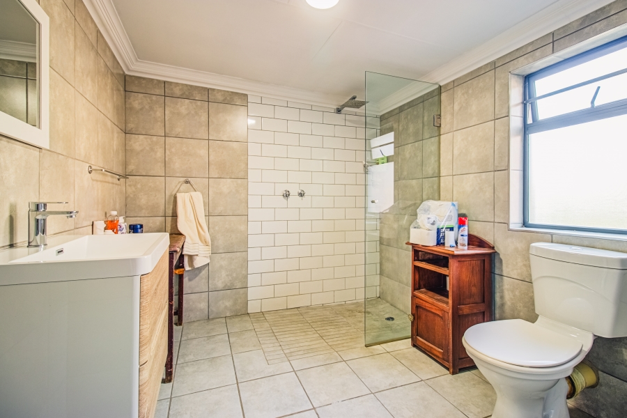 16 Bedroom Property for Sale in Zesfontein A H Gauteng