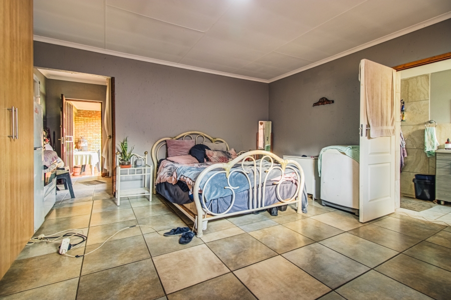 16 Bedroom Property for Sale in Zesfontein A H Gauteng