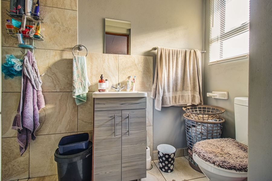 16 Bedroom Property for Sale in Zesfontein A H Gauteng