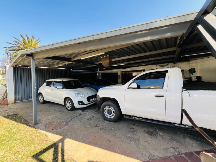 4 Bedroom Property for Sale in Kensington Gauteng