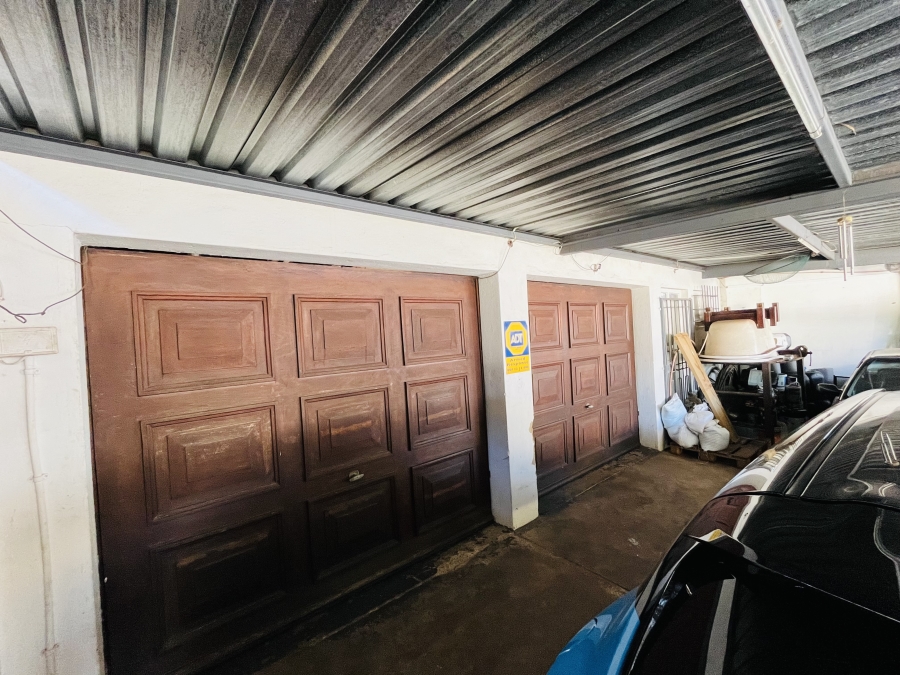 4 Bedroom Property for Sale in Kensington Gauteng