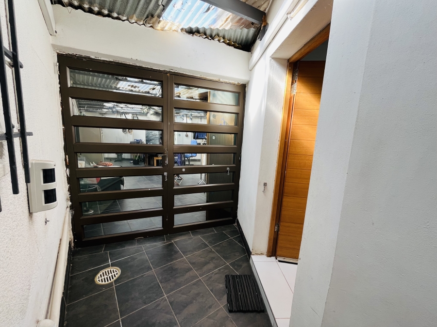 4 Bedroom Property for Sale in Kensington Gauteng
