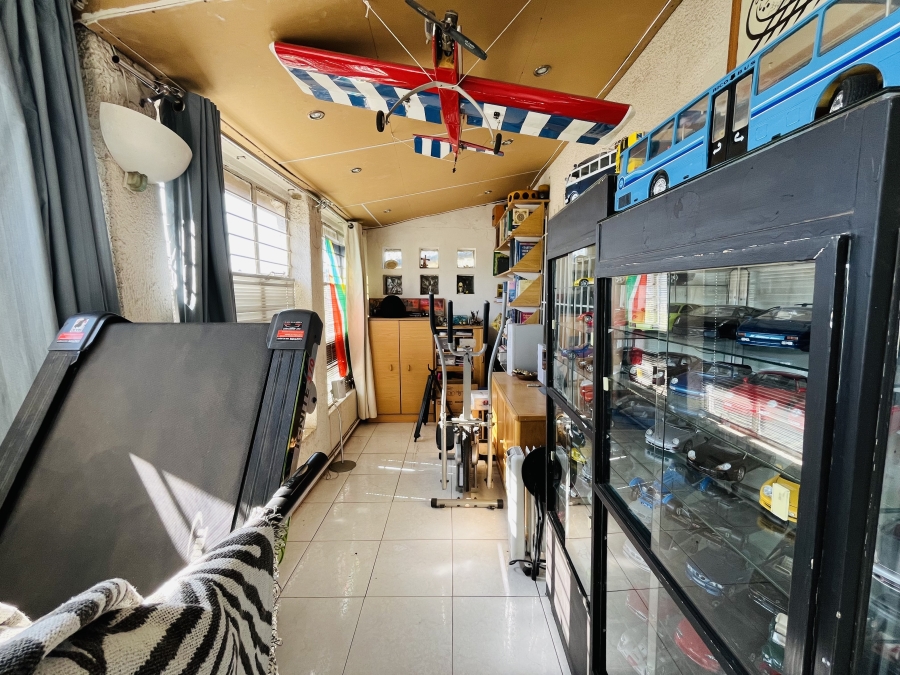 4 Bedroom Property for Sale in Kensington Gauteng