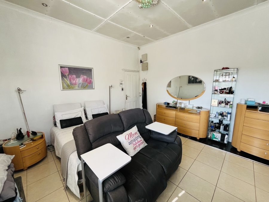 4 Bedroom Property for Sale in Kensington Gauteng