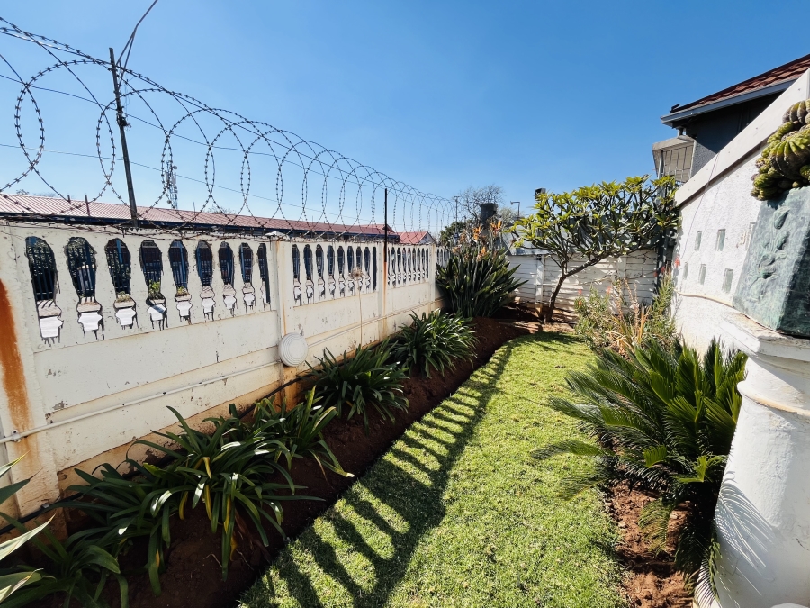 4 Bedroom Property for Sale in Kensington Gauteng