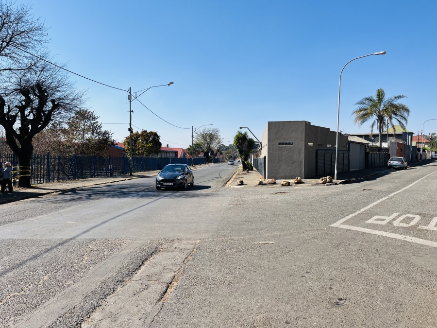 4 Bedroom Property for Sale in Kensington Gauteng