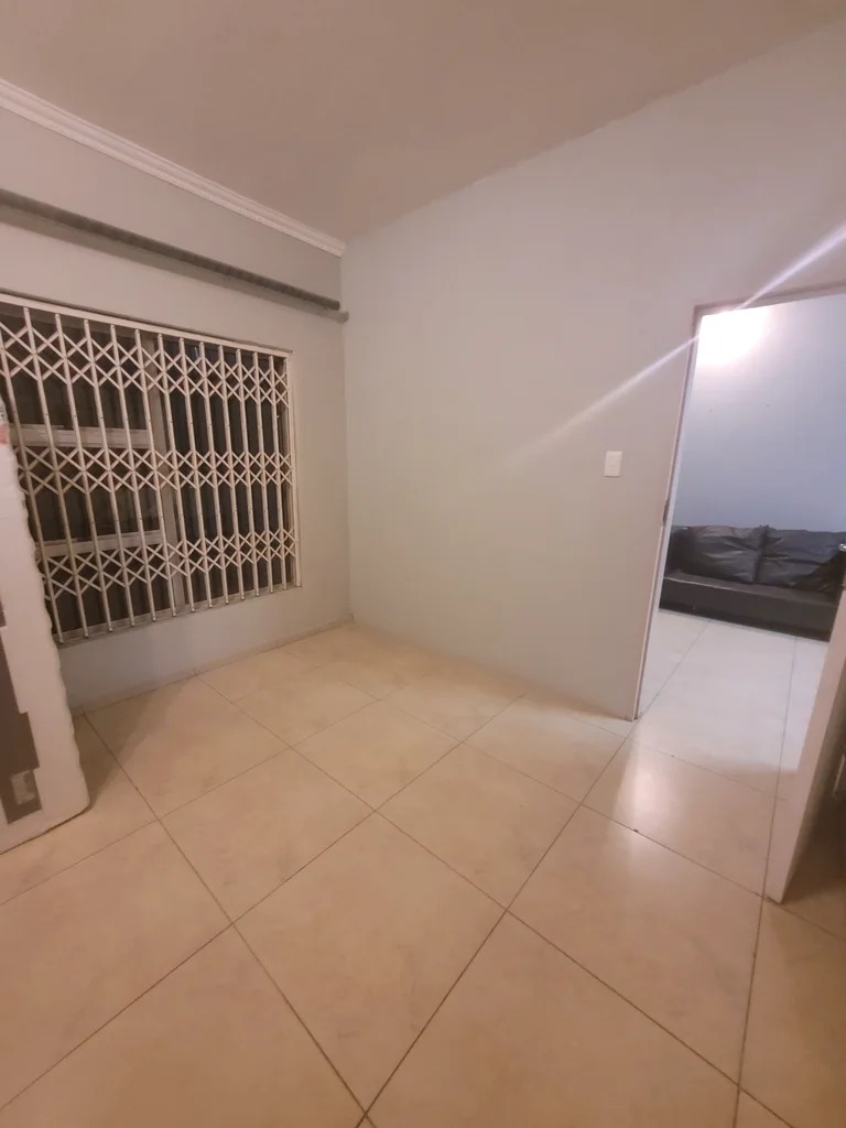 2 Bedroom Property for Sale in Vorna Valley Gauteng