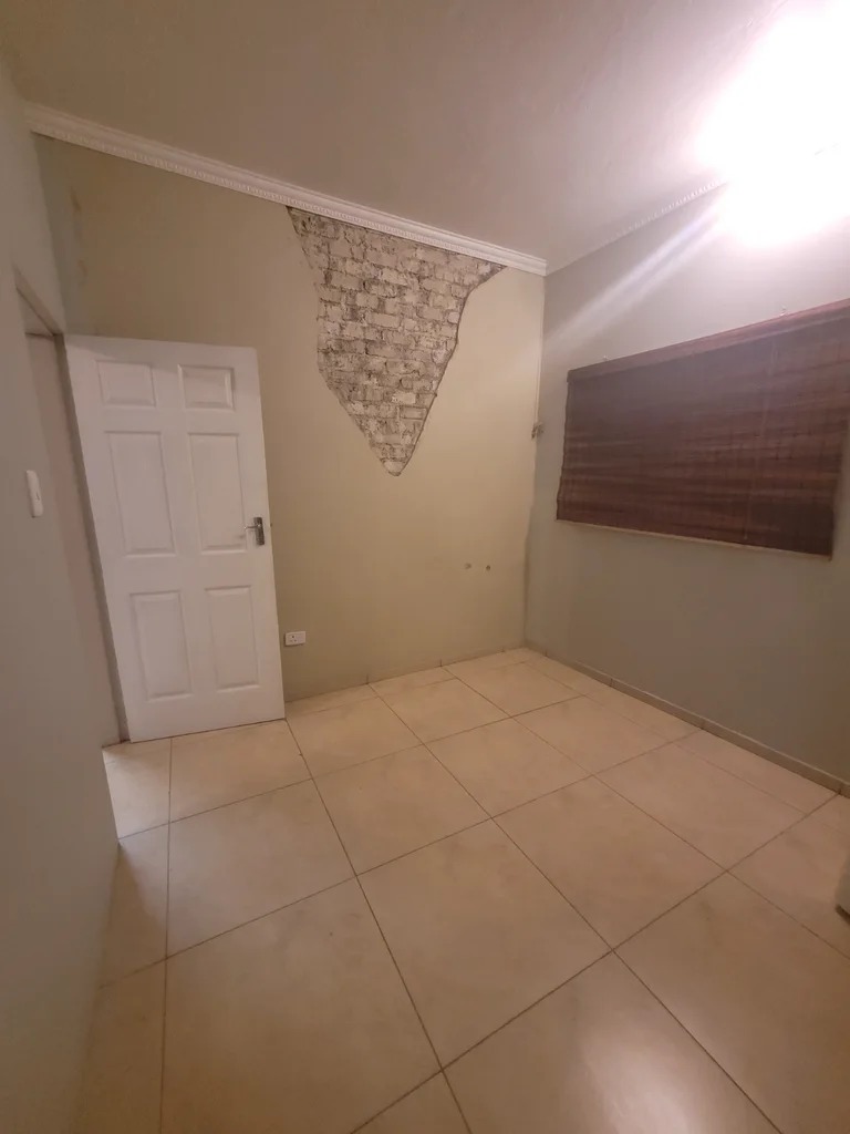 2 Bedroom Property for Sale in Vorna Valley Gauteng