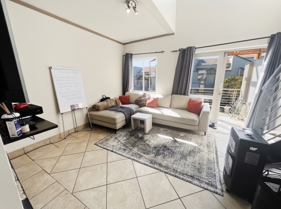 1 Bedroom Property for Sale in Sunninghill Gauteng