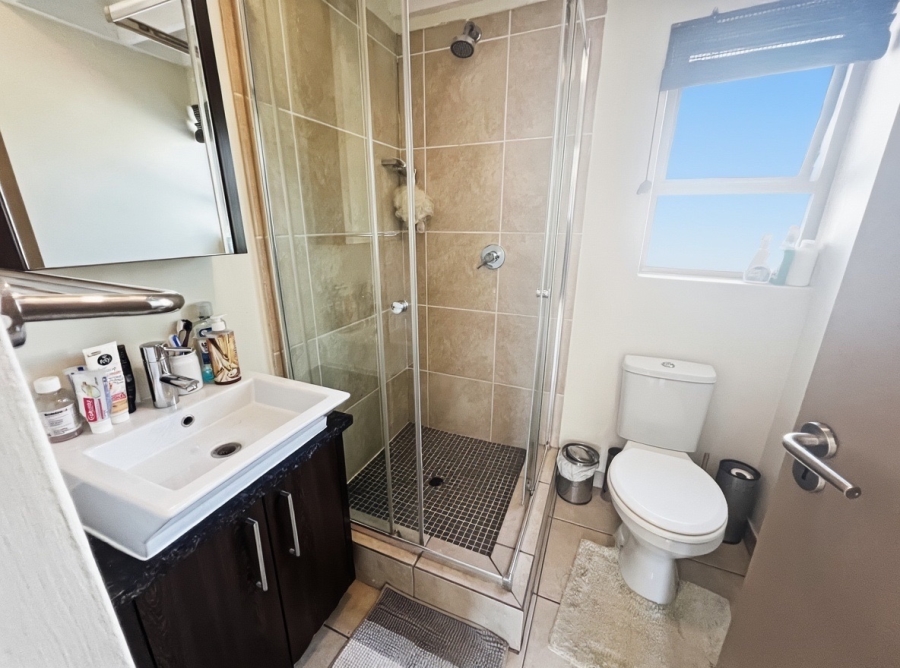 1 Bedroom Property for Sale in Sunninghill Gauteng