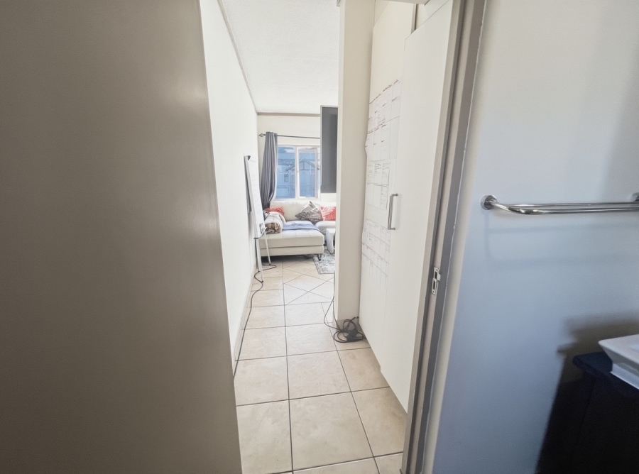 To Let 1 Bedroom Property for Rent in Sunninghill Gauteng