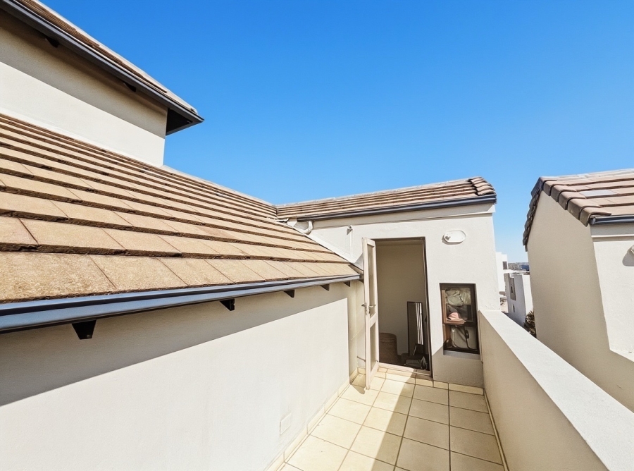 To Let 1 Bedroom Property for Rent in Sunninghill Gauteng