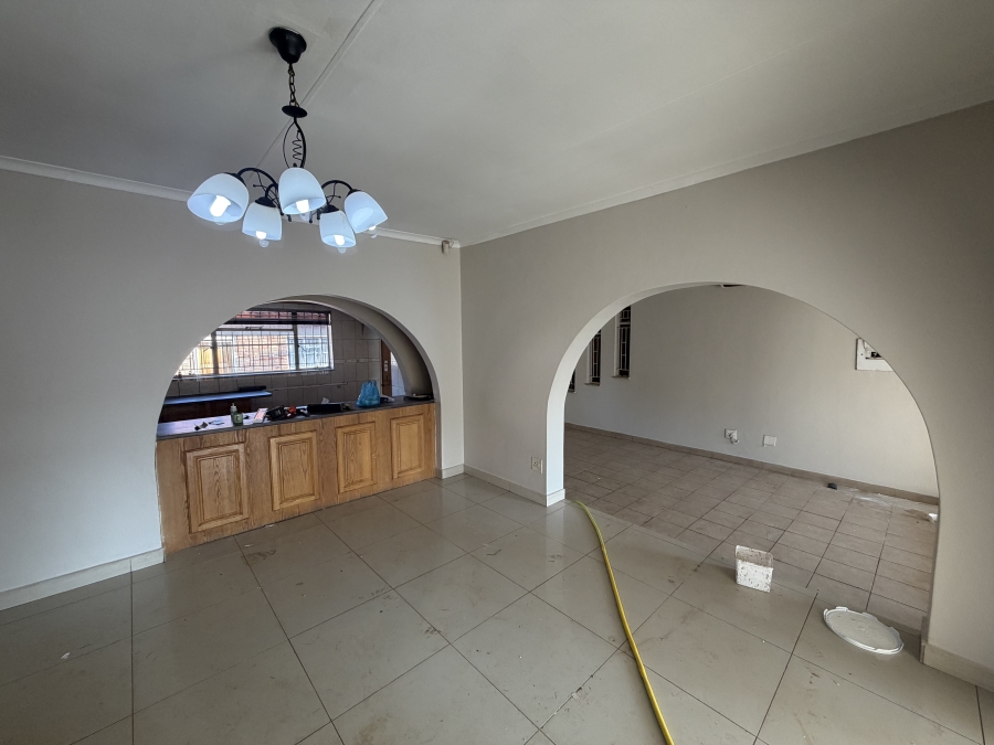 To Let 3 Bedroom Property for Rent in Christoburg Gauteng