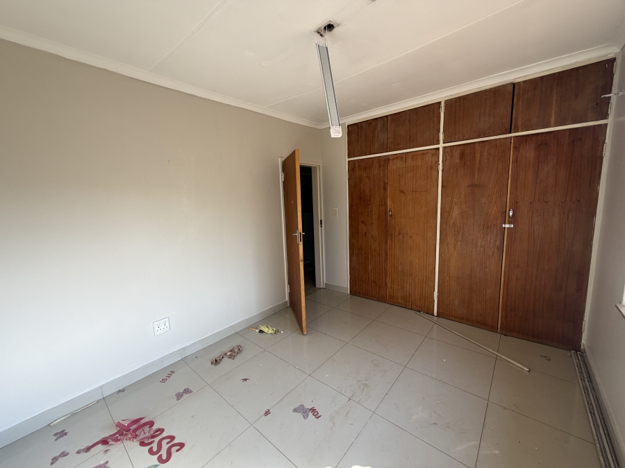 To Let 3 Bedroom Property for Rent in Christoburg Gauteng