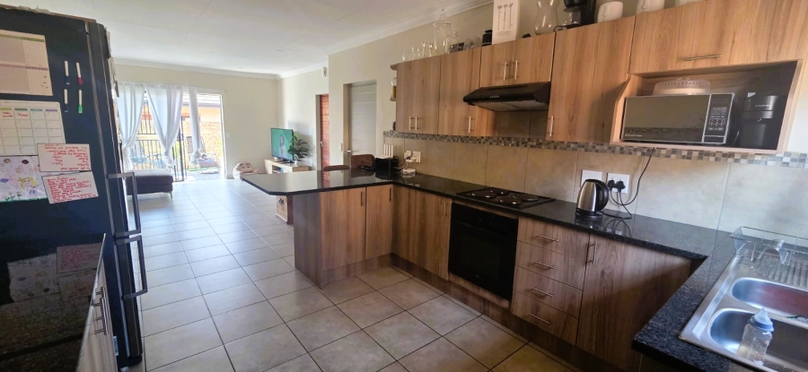 3 Bedroom Property for Sale in Equestria Gauteng