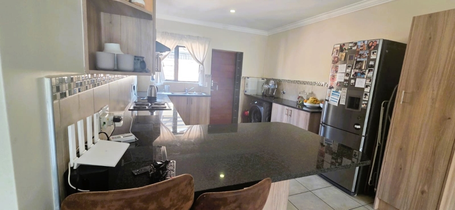 3 Bedroom Property for Sale in Equestria Gauteng