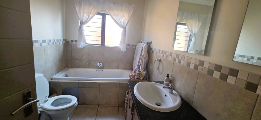 3 Bedroom Property for Sale in Equestria Gauteng