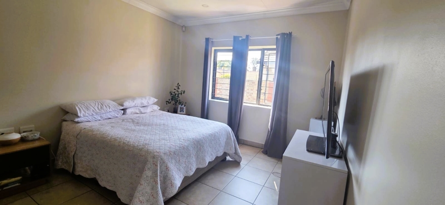 3 Bedroom Property for Sale in Equestria Gauteng
