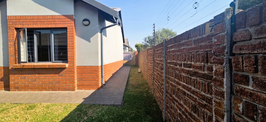 3 Bedroom Property for Sale in Equestria Gauteng