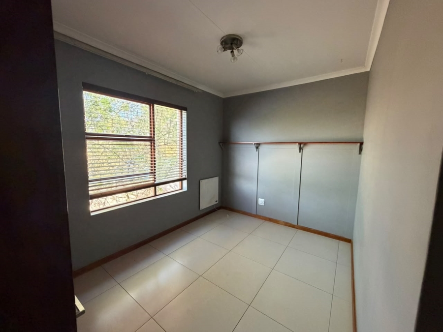 To Let 3 Bedroom Property for Rent in Country View Estate Gauteng