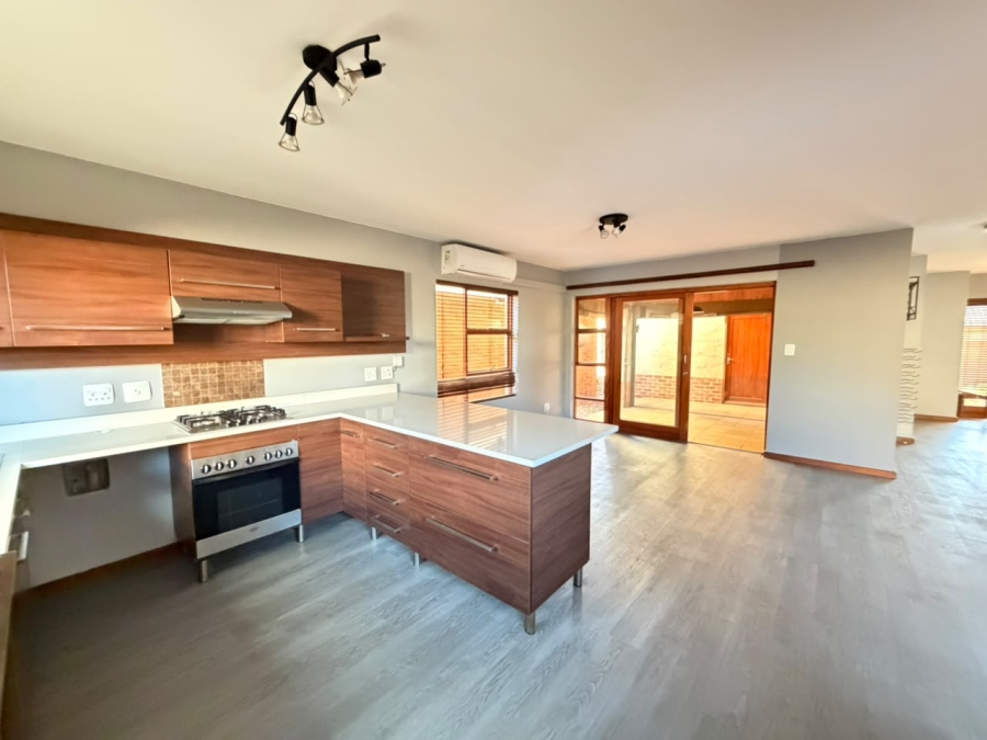 To Let 3 Bedroom Property for Rent in Country View Estate Gauteng