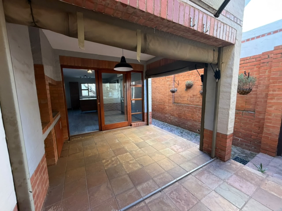 To Let 3 Bedroom Property for Rent in Country View Estate Gauteng