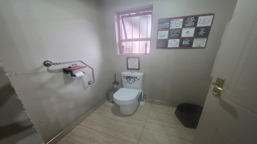 To Let Commercial Property for Rent in Northmead Gauteng