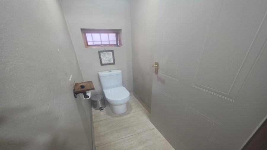To Let Commercial Property for Rent in Northmead Gauteng