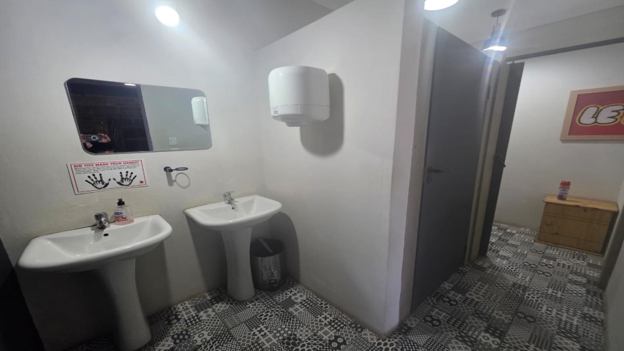 To Let Commercial Property for Rent in Northmead Gauteng