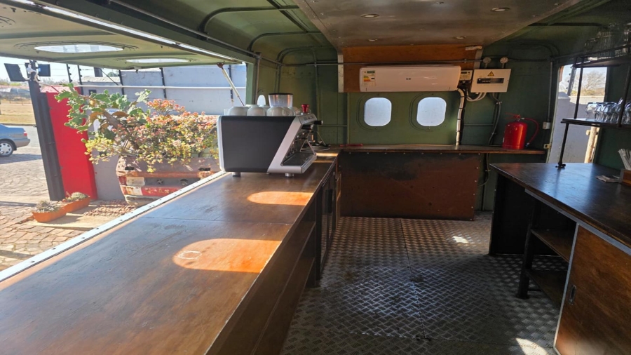 To Let Commercial Property for Rent in Northmead Gauteng