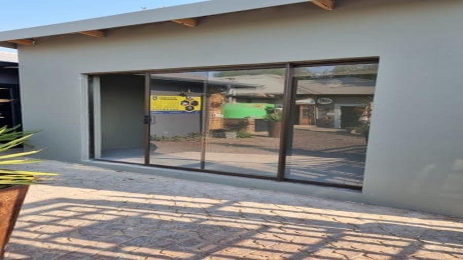 To Let Commercial Property for Rent in Northmead Gauteng