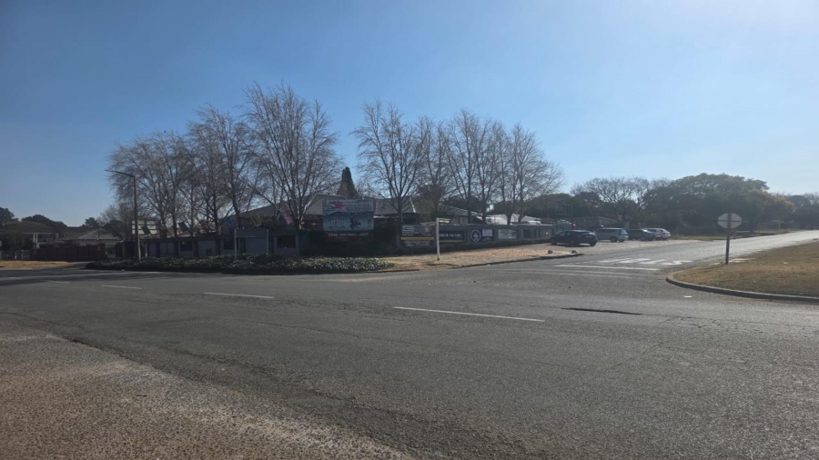 To Let Commercial Property for Rent in Northmead Gauteng