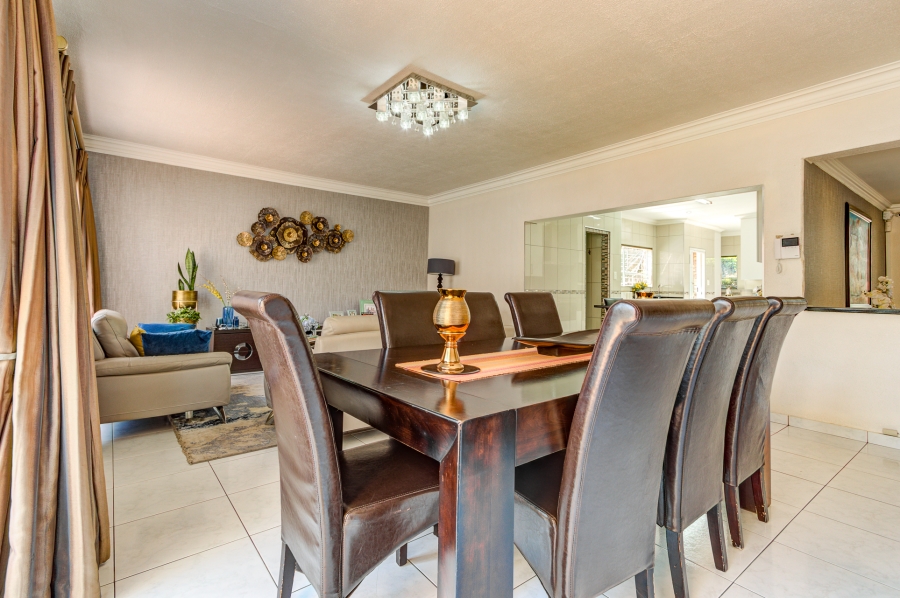 4 Bedroom Property for Sale in Farrarmere Gauteng